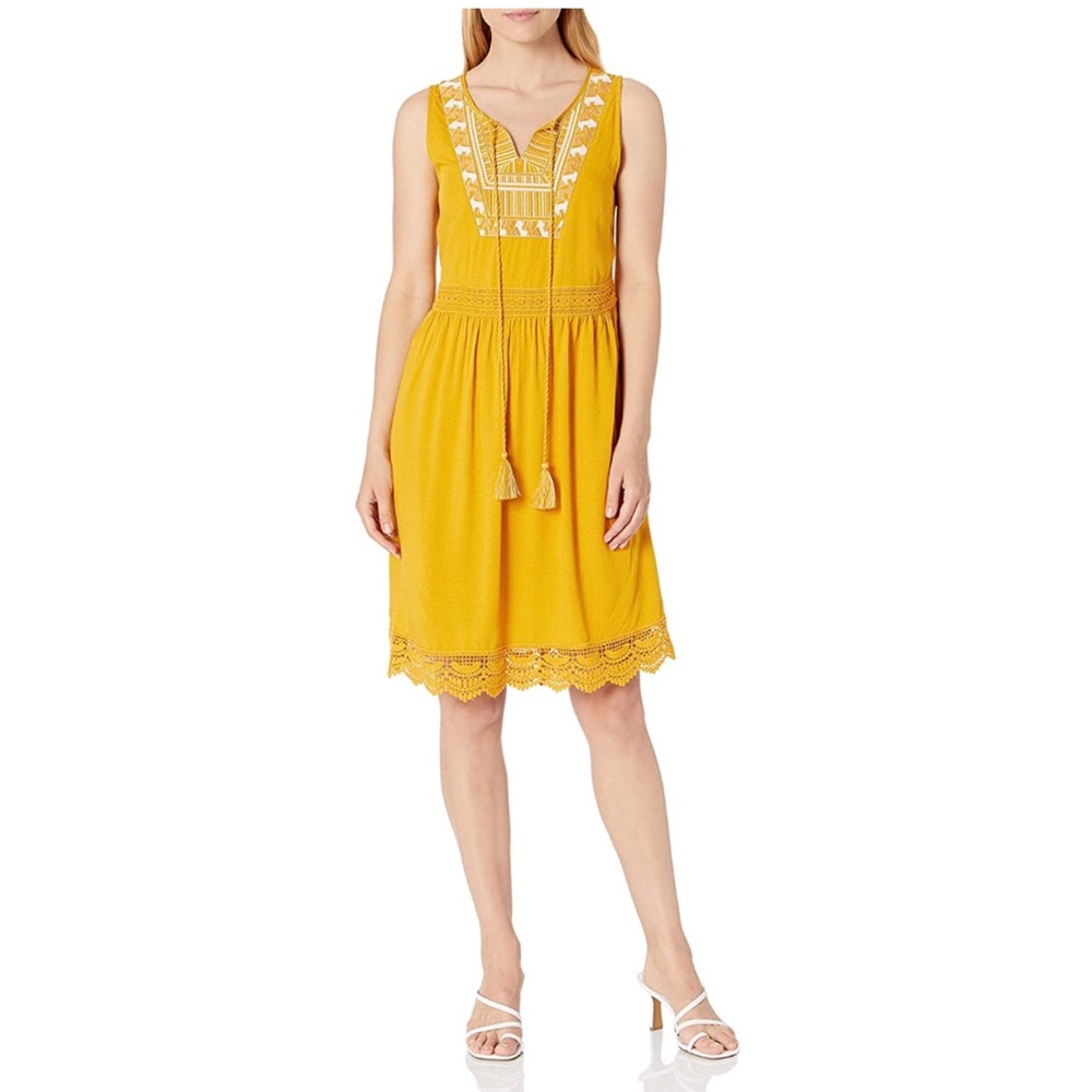 New Ella Moon Yellow Emorie Embroidered Dress size M
